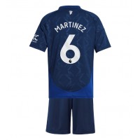 Camiseta Manchester United Lisandro Martinez #6 Segunda Equipación Replica 2024-25 para niños mangas cortas (+ Pantalones cortos)